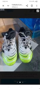 Fußballschuhe abzugeben