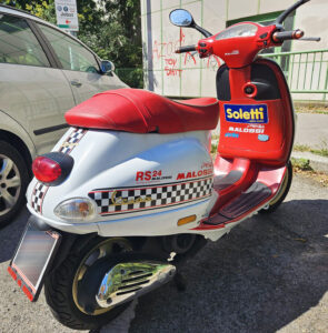 Vespa ET4