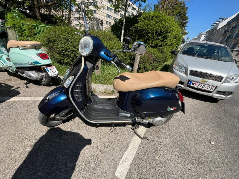 Vespa GTS 250